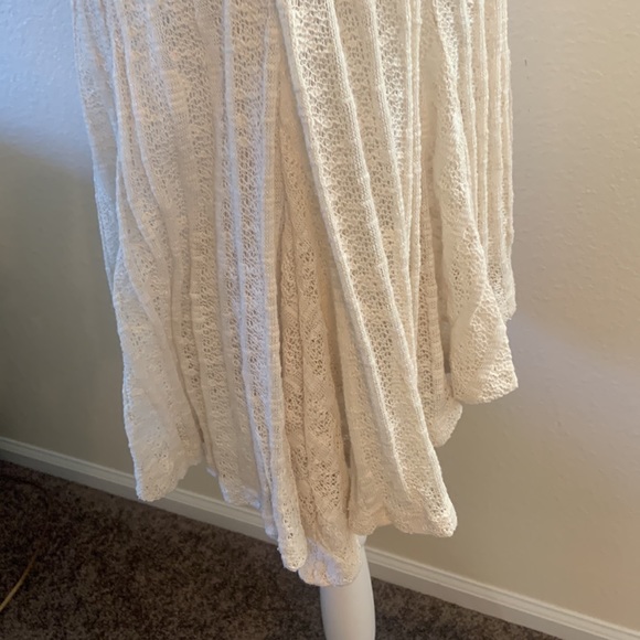 ❌SOLD❌NWT Shawl Style Cardigan - Open Weave Lace Like Material Sz M - Picture 14 of 16